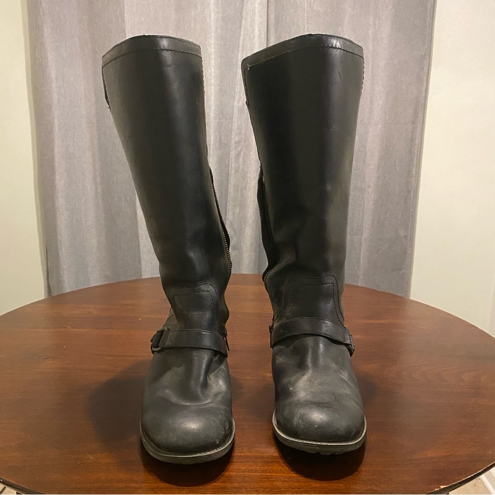 Ugg rider boots.